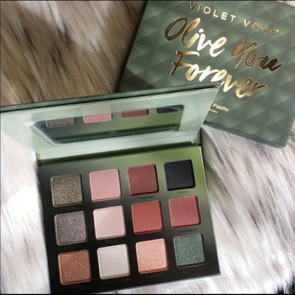 🫒 Violet Voss Cosmetics Olive You Forever Eyeshadow Palette